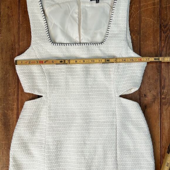 7 For All Mankind White wool sleeveless wool cut out sides midi Dress size sm - Picture 3 of 9